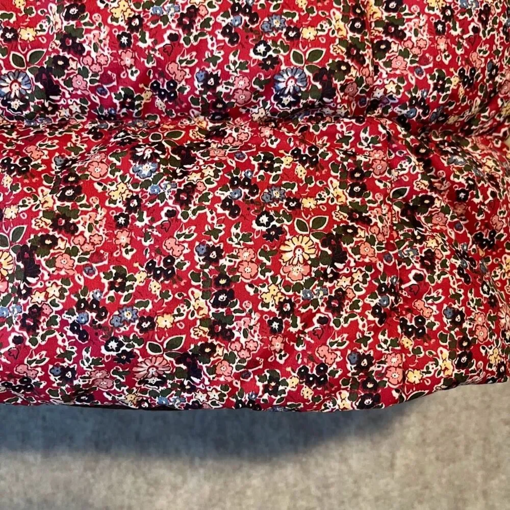 Lands' End Kids Red Floral Zip Down Puffer Vest Size‎ Medium